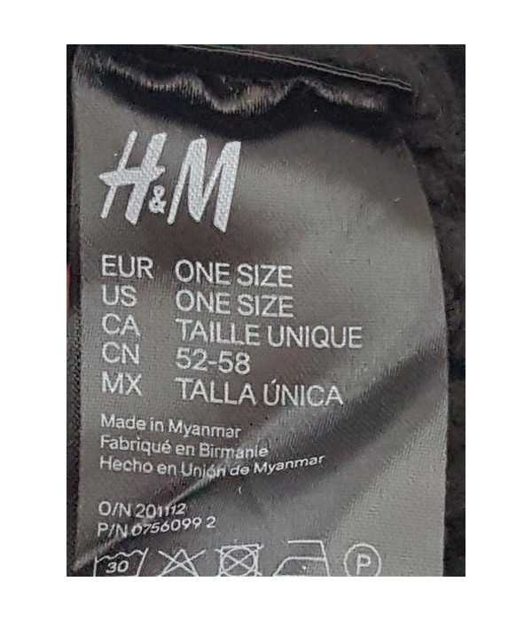 Caciula copii model cu ciucure pufos H&M