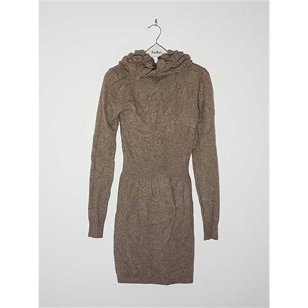 Rochita dama tricotata model cu guler rasucit Wellspring