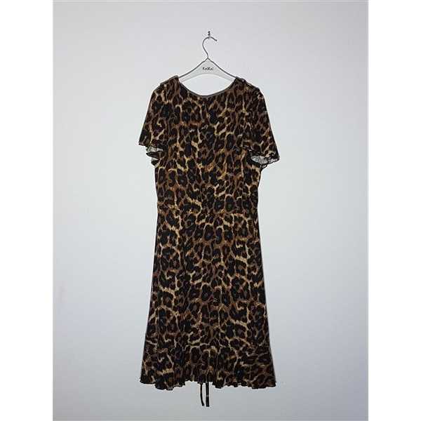 Rochita dama racoroasa model cu imprimeu leopard
