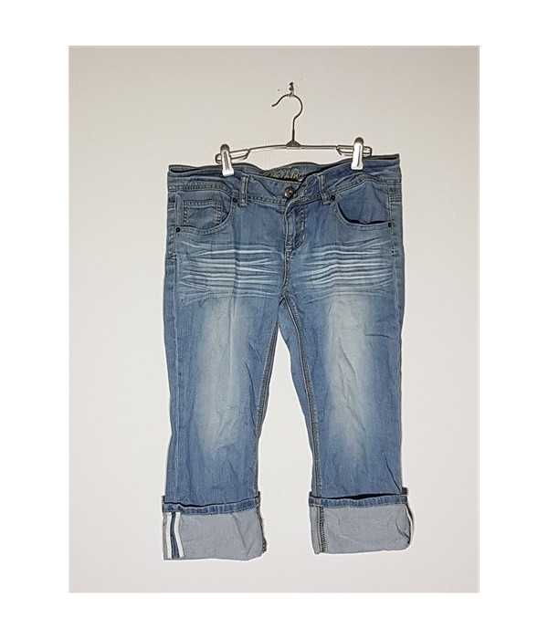 Pantaloni de blugi trei sferturi model cu terminatii pliabile New Yorker