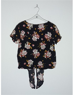 Bluzita dama racoroasa model cu flori multicolore Sinsay 2