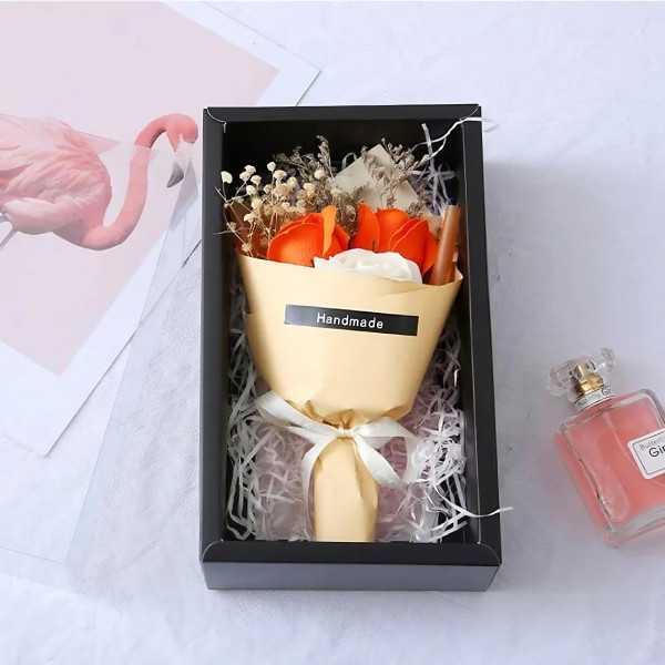Cutiuta cu buchetel de trandafiri rosii din sapun pentru Valentines Day sau 8 Martie