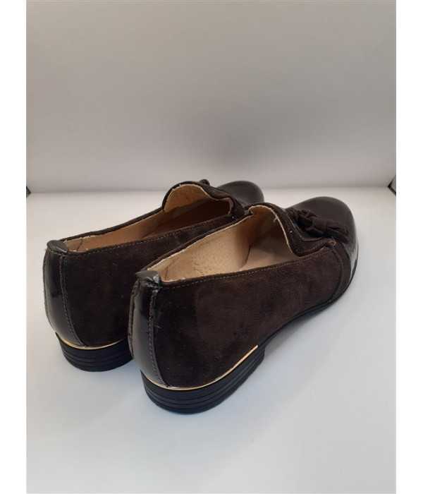 Pantofi pentru fetite culoare maro marime 35