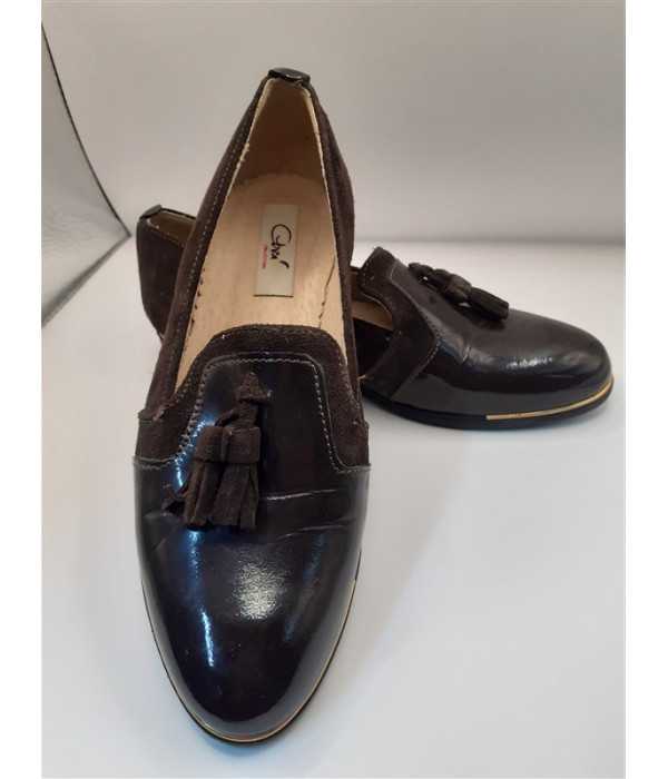 Pantofi pentru fetite culoare maro marime 35