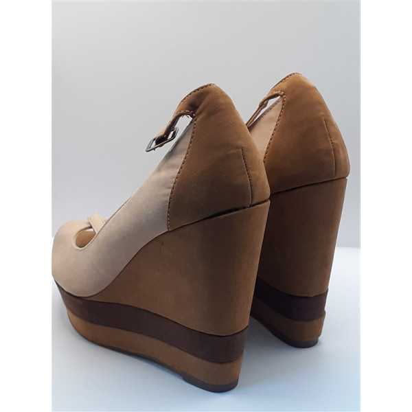Pantofi dama cu platforma Bershka marime 39