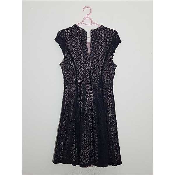 Rochita dama clos cu aspect dantelat C&A