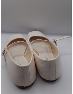 Pantofi pentru fetite culoare alb marime 35 2