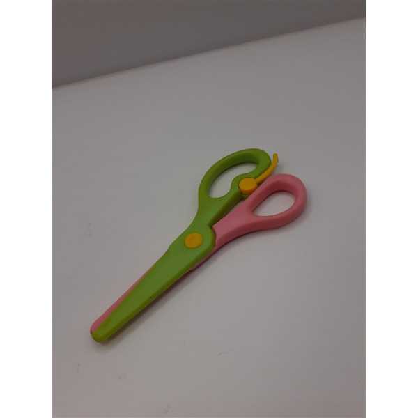 Foarfeca din plastic pentru copii