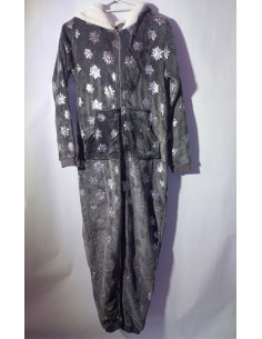 Pijama dama pufoasa tip salopeta