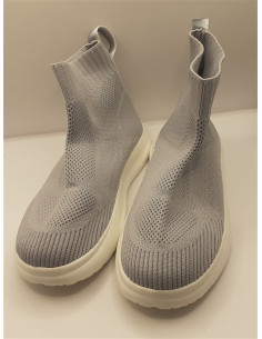 Ghetute sport pentru copii culoare gri marime 35