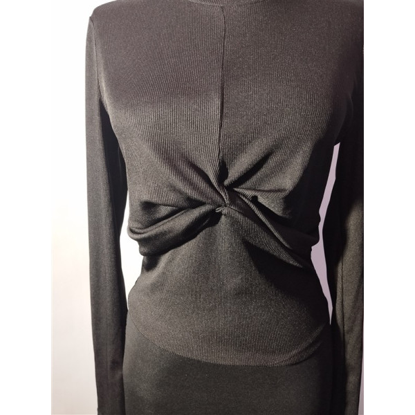 Bluza dama model scurt in talie Bershka