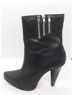 Cizmulite dama cu toc Carvela nr 40