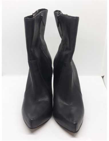 Cizmulite dama cu toc Carvela nr 40