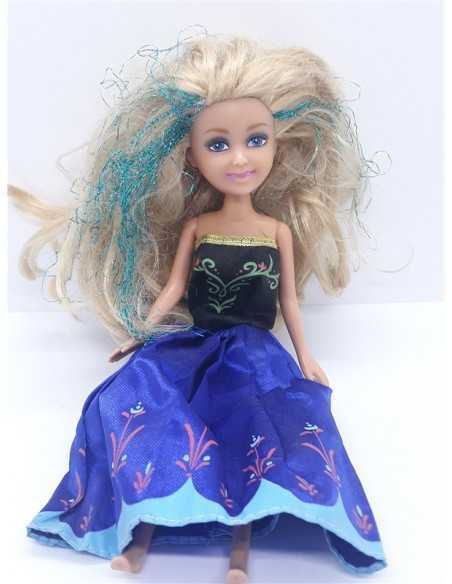 Papusica cu parul blond si suvite verzi 25 cm