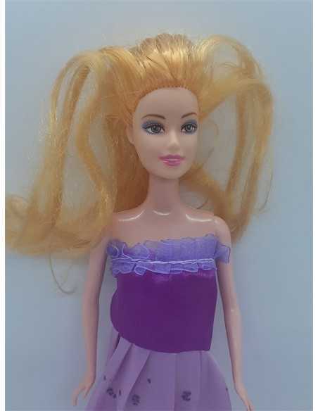 Papusa cu parul blond si rochita mov 27 cm