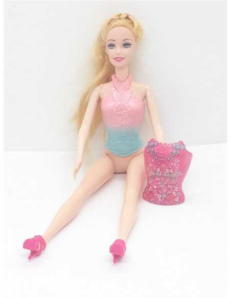 Papusa cu parul blond si corset detasabil Papusa cu parul blond si corset detasabil