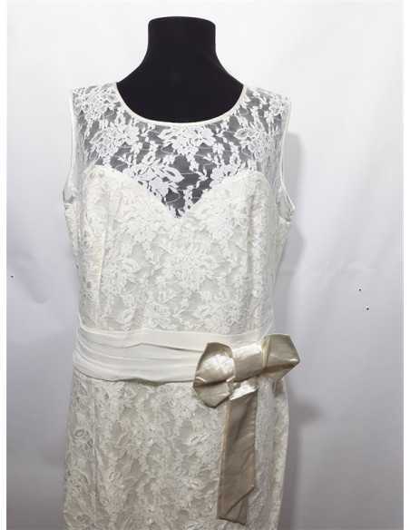 Rochita dama din dantela cu funda in talie FanyLux marime 48 Rochita dama din dantela cu funda in talie FanyLux marime 48
