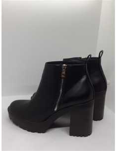 Botine cu toc si talpa track MNG marime 39 2