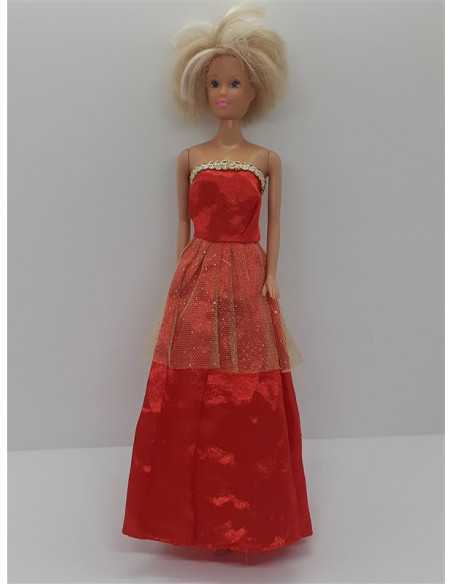 Papusa cu parul blond si rochita scurta lunga 28 cm Simba