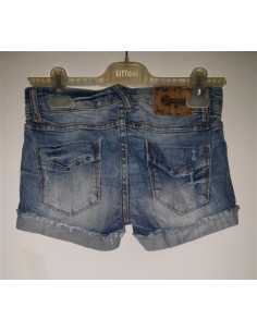 Pantaloni scurti de blugi model rupt Stradivarius 2