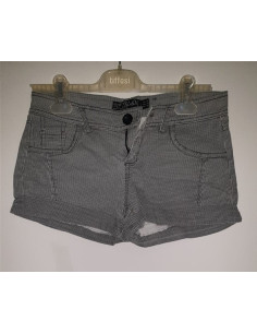 Pantaloni scurti de dama cu model pepit