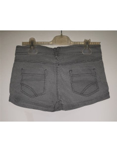 Pantaloni scurti de dama cu model pepit 2