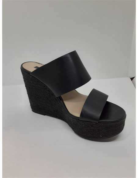Papuci dama cu talpa ortopedica Zara Trafaluc marime 36