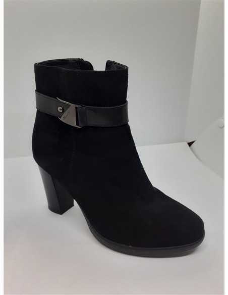 Ghetute dama cu toc Lasocki marime 35