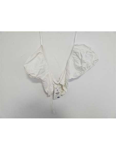 Top de dama cu maneci bufante Bershka