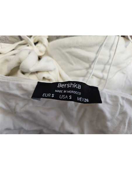 Top de dama cu maneci bufante Bershka