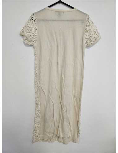 Rochie de dama cu aspect brodat in fata Mango