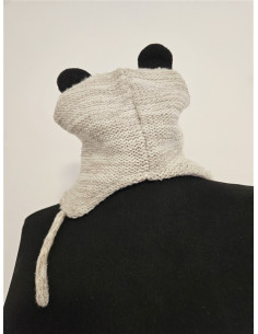 Caciulita tricotata cu snur model cap de urs 2