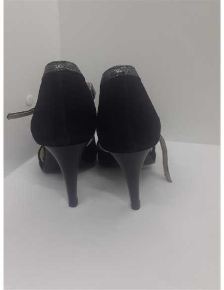 Pantofi dama cu toc culoare negru marime 36 San Savana