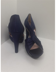Pantofi dama din material lucios marime 37 2