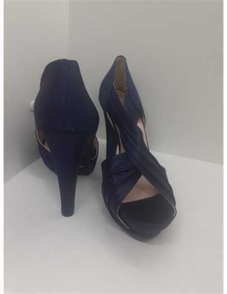 Pantofi dama din material lucios marime 37