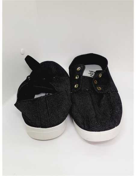 Tenisi barbati culoare negru marime 41