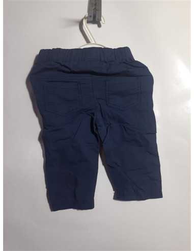 Pantaloni scurti pentru baieti cu nasturei decorativi