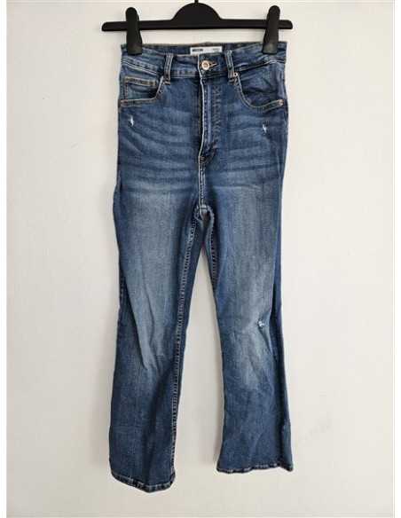 Pantaloni dama de blugi model larg la baza Bershka